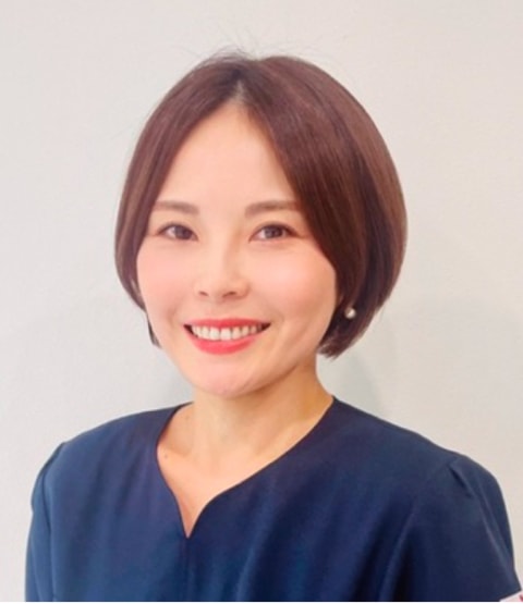 医師 中島 杏奈