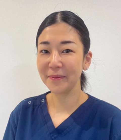 医師 佐々木 智賀子